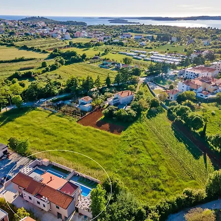 Philippo&villa Nika Villa *