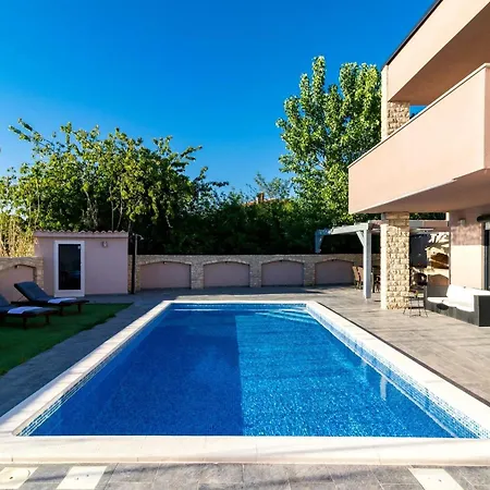 Villa Philippo&villa Nika *